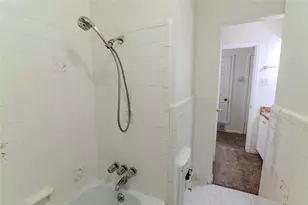 8017 Woodhue Rd, Dallas, TX 75228 - Photo 18