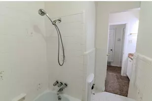8017 Woodhue Rd, Dallas, TX 75228 - Photo 12