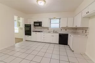 8017 Woodhue Rd, Dallas, TX 75228 - Photo 4