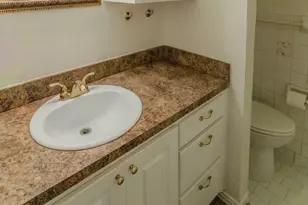 8017 Woodhue Rd, Dallas, TX 75228 - Photo 18