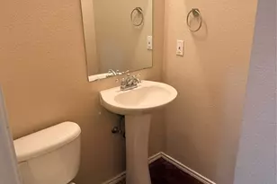 2318 Aldergate Dr, Arlington, TX 76012 - Photo 6