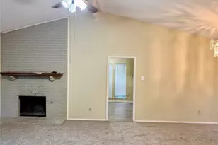 618 Pyramid Dr, Garland, TX 75040 - Photo 6