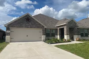 159 Mapleoak Dr, Caddo Mills, TX 75135 - Photo 1