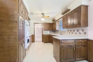 4091 Killion Dr, Dallas, TX 75229 - Photo 10