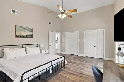 720 Thersa Drive, River Oaks, TX 76114 - Photo 22