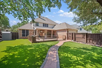 2311 Creekside Circle N, Irving, TX 75063 - Photo 34