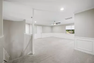 2311 Creekside Circle N, Irving, TX 75063 - Photo 28