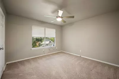 2311 Creekside Circle N, Irving, TX 75063 - Photo 22