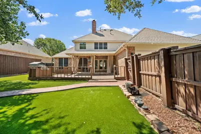 2311 Creekside Circle N, Irving, TX 75063 - Photo 16