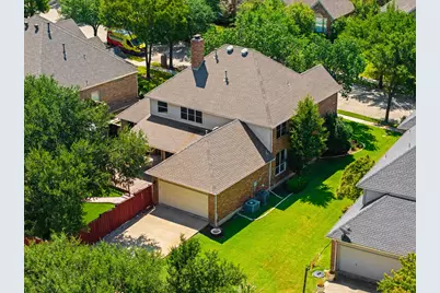 2311 Creekside Circle N, Irving, TX 75063 - Photo 34
