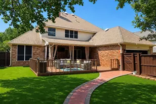2311 Creekside Cir N, Irving, TX 75063 - Photo 6