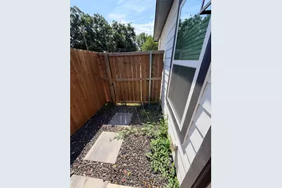 2823 Farragut Street, Dallas, TX 75215 - Photo 14