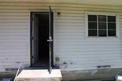 2406 E Illinois Avenue, Dallas, TX 75216 - Photo 14