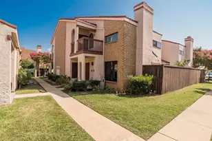 525 Ranch Trail, Irving, TX 75063 - Photo 2