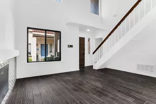 525 Ranch Trail, Irving, TX 75063 - Photo 8