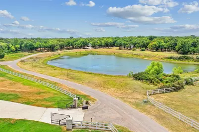 6586 Lone Star Lane, Aubrey, TX 76227 - Photo 36