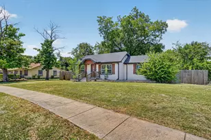 4033 Rita Beth Ln, North Richland Hills, TX 76180 - Photo 2