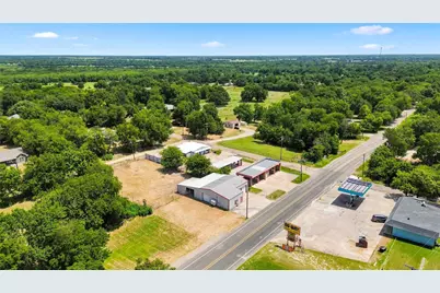 901 E Dallas Avenue, Cooper, TX 75432 - Photo 12