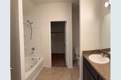 945 Loftin Street, Crowley, TX 76036 - Photo 6