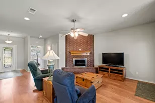 1237 Beach View, Seven Points, TX 75143 - Photo 4