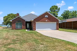 1237 Beach View, Seven Points, TX 75143 - Photo 2