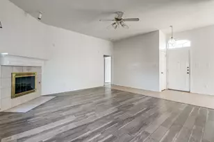 4500 Saddlebrook Dr, Carrollton, TX 75010 - Photo 14