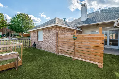 4500 Saddlebrook Drive, Carrollton, TX 75010 - Photo 24