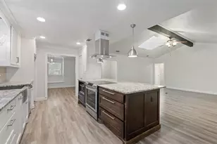 2301 Huntington Dr, Plano, TX 75075 - Photo 8