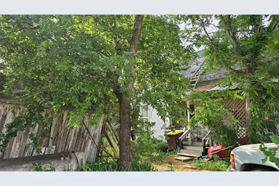 201 E Pecan Street, Mingus, TX 76463 - Photo 12