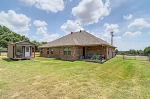 816 W Park Ave, Weatherford, TX 76086 - Photo 24
