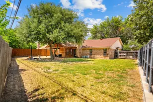 1032 Kane St, Benbrook, TX 76126 - Photo 26