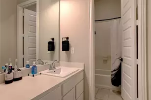 2707 Lazy Pne Ln, Arlington, TX 76001 - Photo 20