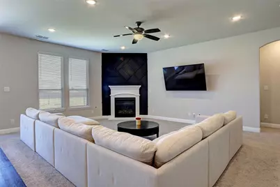 2707 Lazy Pine Lane, Arlington, TX 76001 - Photo 6