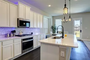 2707 Lazy Pne Ln, Arlington, TX 76001 - Photo 12