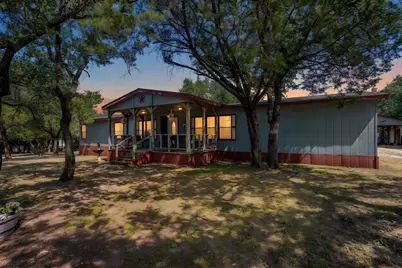 4406 Appletree Court, Granbury, TX 76048 - Photo 38
