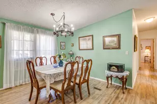 4406 Apple Tree Ct, Granbury, TX 76048 - Photo 4