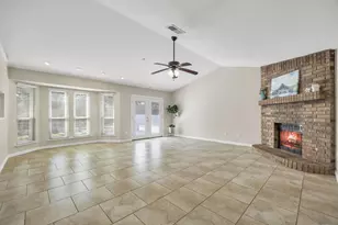 630 Berkley Dr, Grapevine, TX 76051 - Photo 2