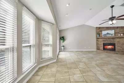 630 Berkley Drive, Grapevine, TX 76051 - Photo 12