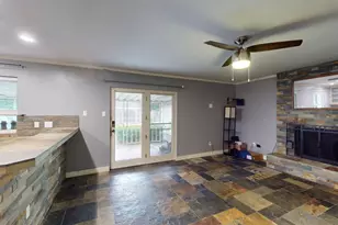 113 E Ave C, Waxahachie, TX 75165 - Photo 28