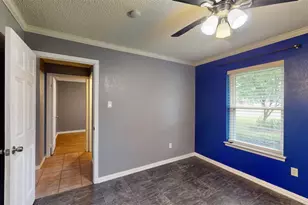 113 E Ave C, Waxahachie, TX 75165 - Photo 16