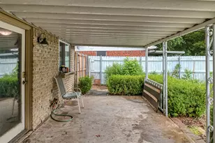 113 E Ave C, Waxahachie, TX 75165 - Photo 30