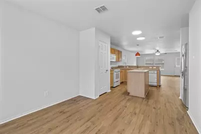 2205 Lookout Lane, Denton, TX 76207 - Photo 12