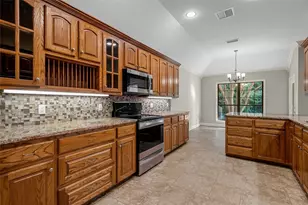 108 Landsborough Dr, Waco, TX 76712 - Photo 12