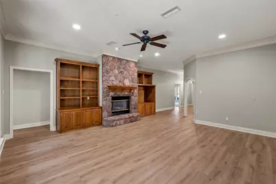 108 Landsborough Drive, Waco, TX 76712 - Photo 8