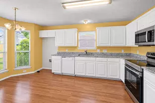8404 Bowspirit Ln, Fort Worth, TX 76053 - Photo 6