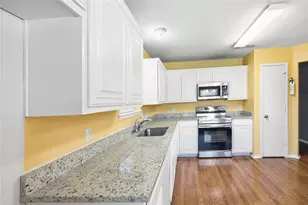 8404 Bowspirit Ln, Fort Worth, TX 76053 - Photo 4