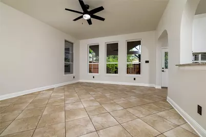 8905 Lakepointe Avenue, Rowlett, TX 75088 - Photo 6