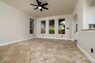 8905 Lakepointe Ave, Rowlett, TX 75088 - Photo 6