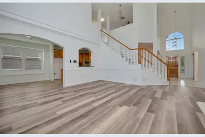 3244 Serpis, Grand Prairie, TX 75054 - Photo 6