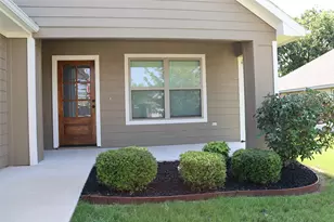 213 Clover Cir, Weatherford, TX 76086 - Photo 4